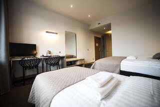 Отель Restart Резекне Двухместный номер с 1 кроватью или 2 отдельными кроватями - Подходит для гостей с ограниченными физическими возможностями-1
